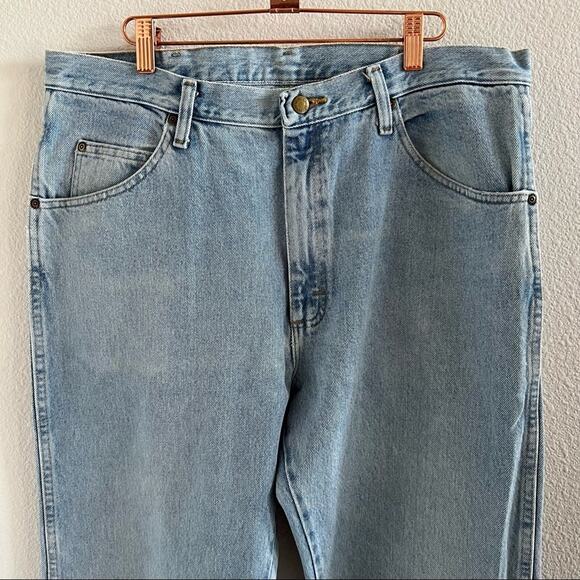 Wrangler Men’s Jeans Regular Fit 36X32 Work Denim Man Jeans - Picture 2 of 9